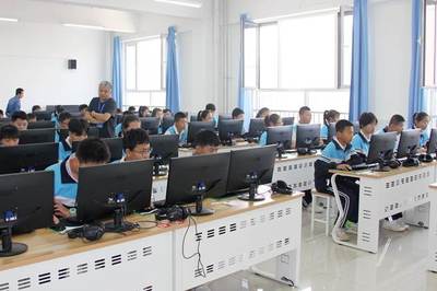 定邊縣2023年初中信息技術學業水平考試順利完成，計算機信息技術咨詢服務保障有力