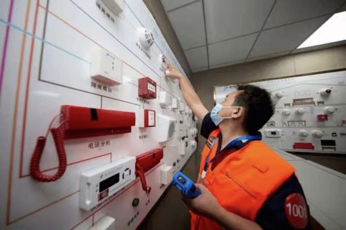 技能競(jìng)賽帷幕開(kāi) 消防專家同爭(zhēng)雄——湖北省消防行業(yè)職業(yè)技能競(jìng)賽圓滿落幕